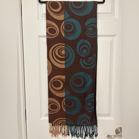 Pashmina Scarf - Picture 1 of 3